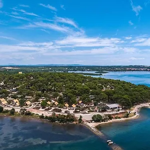 Eta Pula